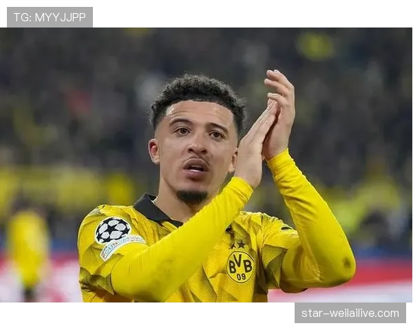 登贝莱 vs 桑乔:多特边锋进攻效率与突破风格对比 登贝莱 vs 桑乔:多特边锋进攻效率与突破风格对比